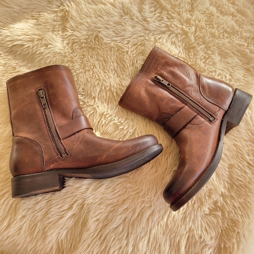 Frye Vicky Engineer Leather Moto Boots  6 NEW - Picture 7 of 13